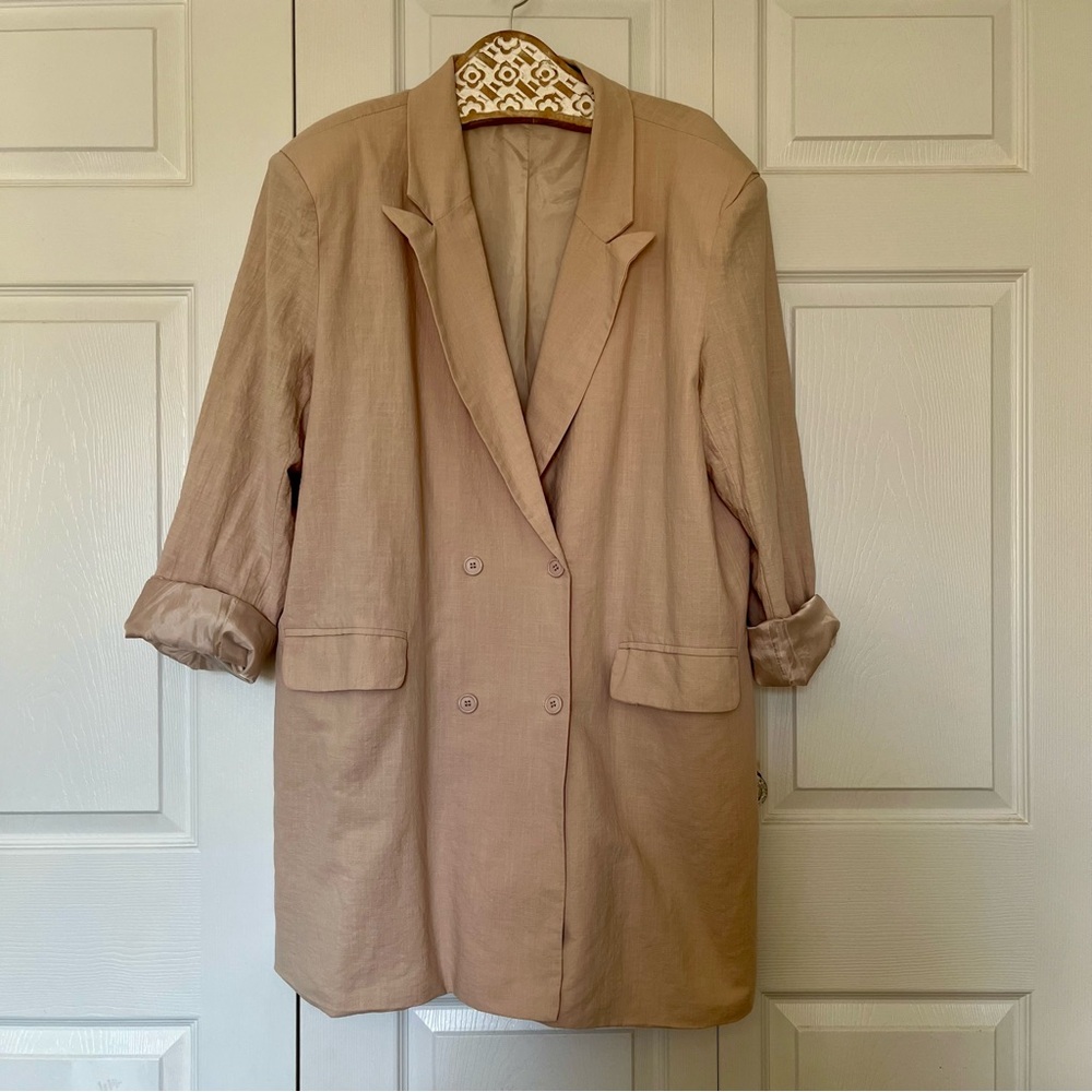 PrettyLittleThing Tan /Dusty rose Oversized Blazer with Notched Lapels , Size 14